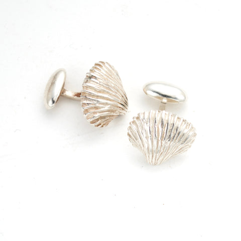 Lovely beachy Sterling  silver seashell cufflinks.Artist anna biggs, Delaware.Great Father's Day present